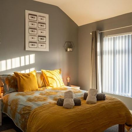 Vibrant City Centre Townhouse With Free Parking Rare Outdoor Patio Belfast Zewnętrze zdjęcie